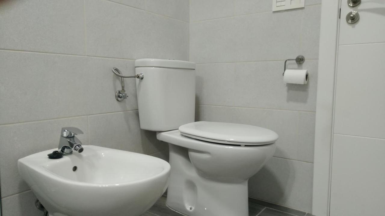 Room With Private Bathroom And Sea View, 50 M Del Mar Radazul 외부 사진